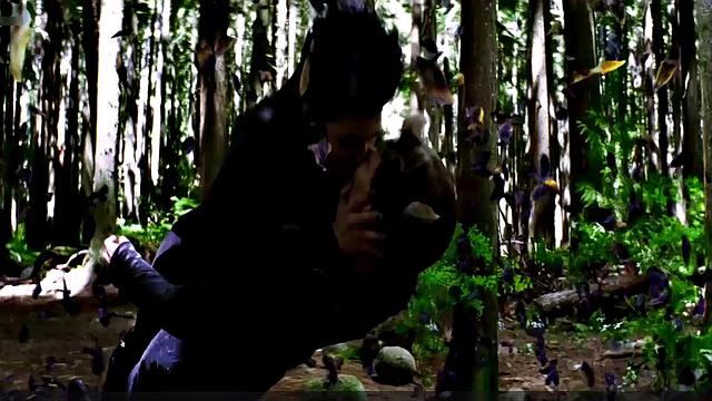 Jennifer Garner kissing