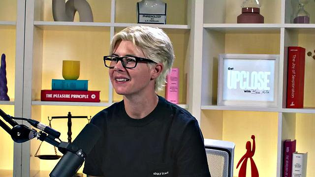 Amateur babe casting sexual fantasy solo