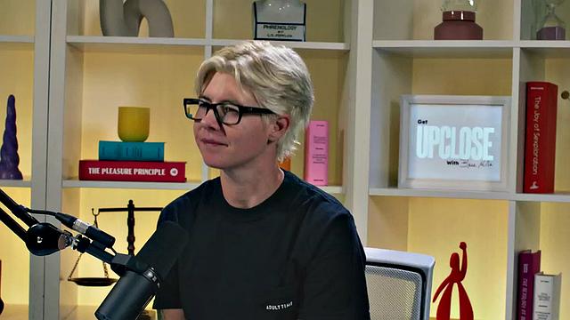 Amateur babe casting sexual fantasy solo