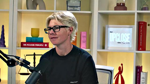 Amateur babe casting sexual fantasy solo