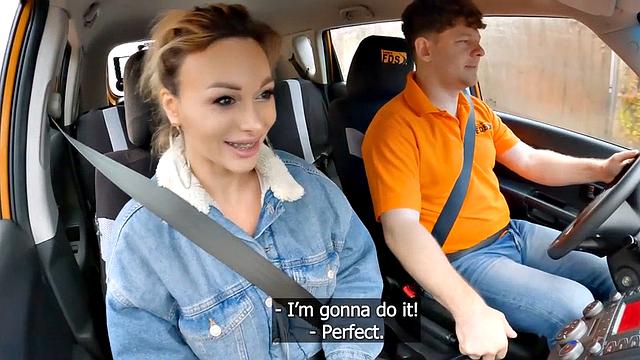 Amateur MILF rides tutor outdoor in car after class