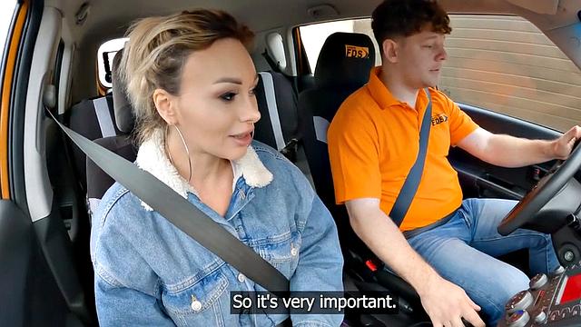 Amateur MILF rides tutor outdoor in car after class