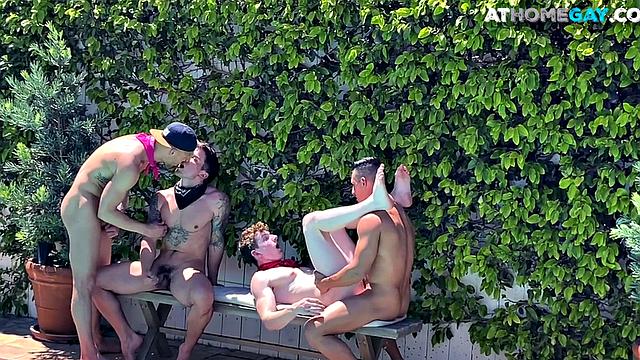 Home studs enjoy outdoor pool orgy with jock