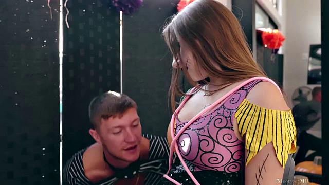 Only On Halloween - S1:E9