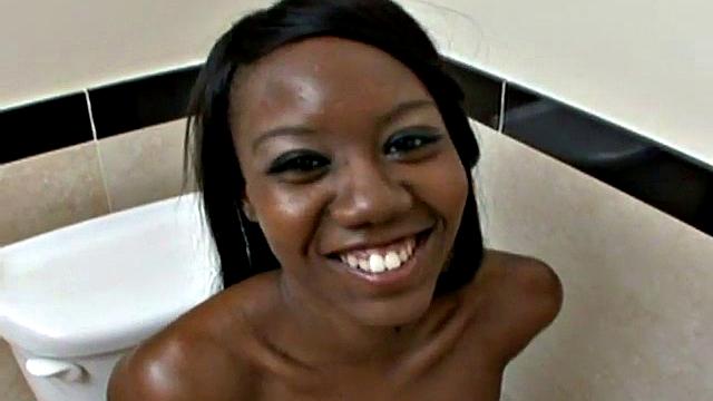 Petite ebony takes it deep