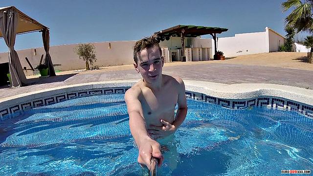 Pool Fun with Tiny Taylor - Taylor Blaze