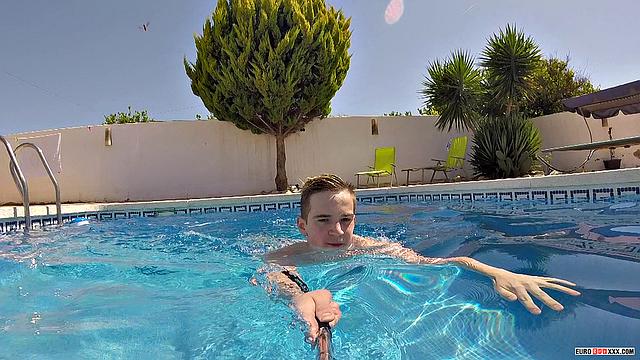 Pool Fun with Tiny Taylor - Taylor Blaze