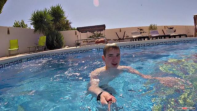 Pool Fun with Tiny Taylor - Taylor Blaze