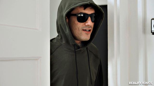 Curator Helps Check Out You