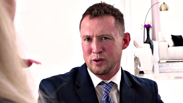 BBW Rose LaReine Is Looking for Some Good