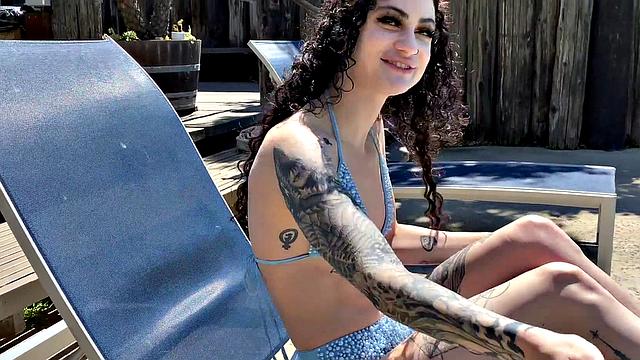 Lydia's Labia Loves The Jizz