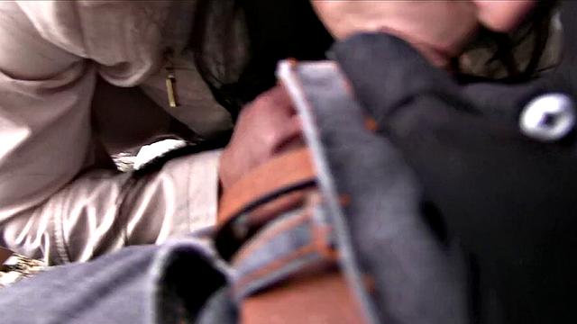 Hot babe fucks in alleyway