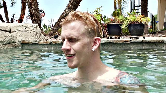 We Swing Both Ways - Sexy Victoria Sunshine Shares Two Cocks In Threesome