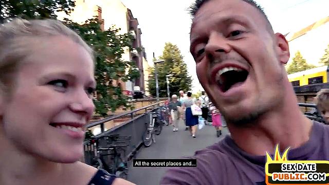 Немецкая татуированная малышка кайфует от жёсткого траха на улице