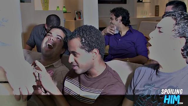 Party amateurs spoil stripper