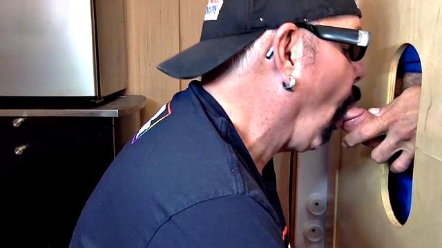 Gloryhole mature daddy sucks dong on 1st gloryhole date