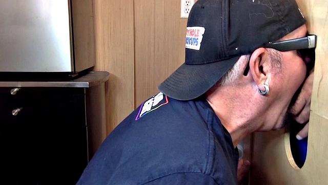 Gloryhole mature daddy sucks dong on 1st gloryhole date