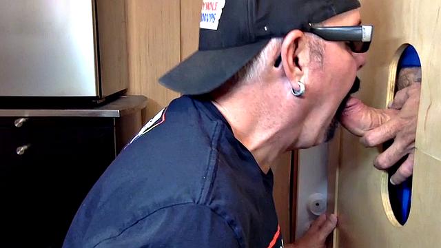 Gloryhole mature daddy sucks dong on 1st gloryhole date