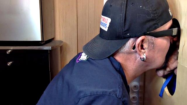 Gloryhole mature daddy sucks dong on 1st gloryhole date