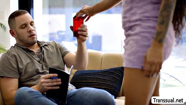 Before my husband returns, let's go quickly