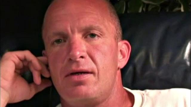 This is a magnificent man, with a troubled mind. But Chris is a looker! He's 38 years old, 5' 10", and 175 pounds and makes his living in construction.