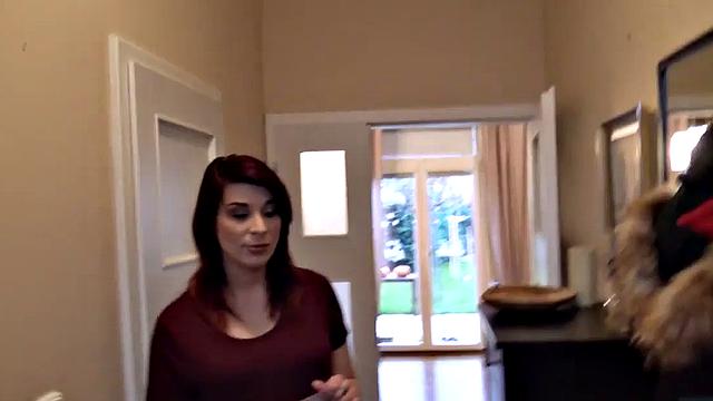 DEBT4k. Debt collector will give woman time in exchange