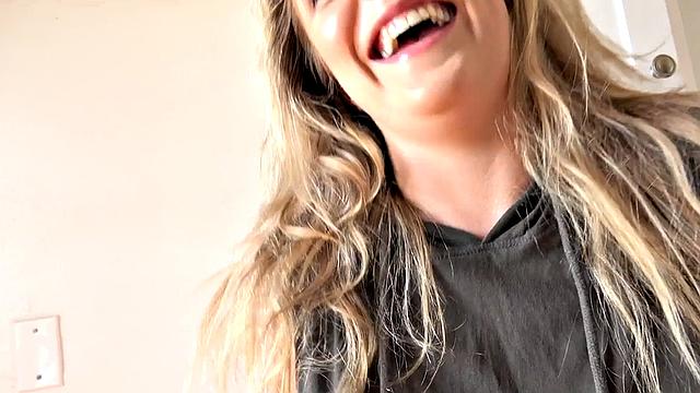 21yo anal slut fucked by big white dick in tight asshole