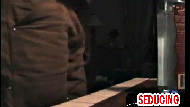 Amateur straight stud wanks oiled dick in closeup