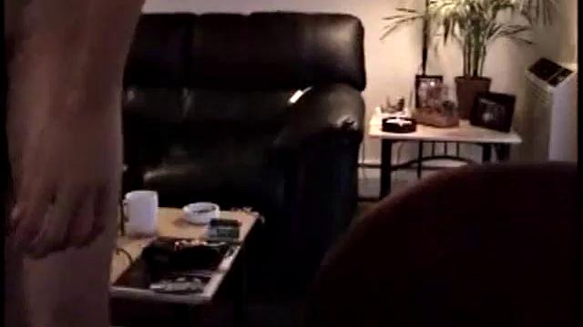 Энрике кончил быстрее, чем ты моргнул