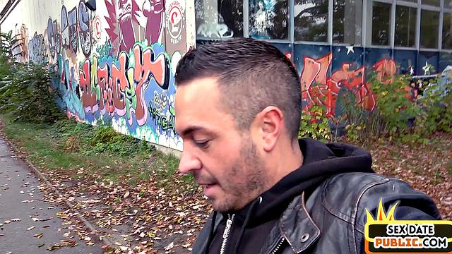 Horny cougar pussysmashed outdoors