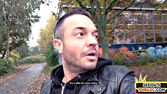 Horny cougar pussysmashed outdoors