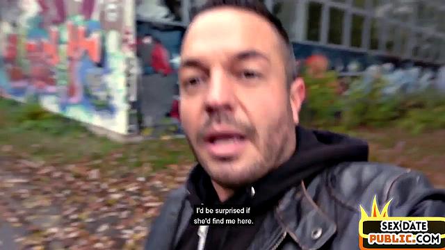 Horny cougar pussysmashed outdoors