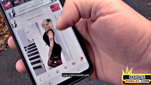 Horny cougar pussysmashed outdoors