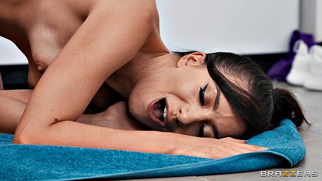 Gamer Stepmom Alexis Fawx: Part 1