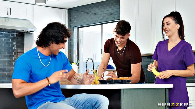 Gamer Stepmom Alexis Fawx: Part 1