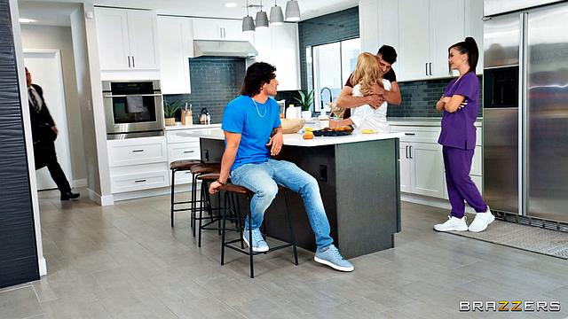 Gamer Stepmom Alexis Fawx: Part 1