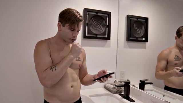 Curvy ebony babe gets rammed by BF after blowjob