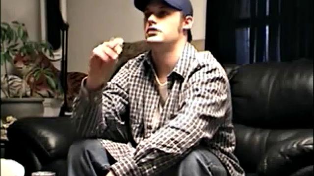 гетеро парень жестко меня трахает