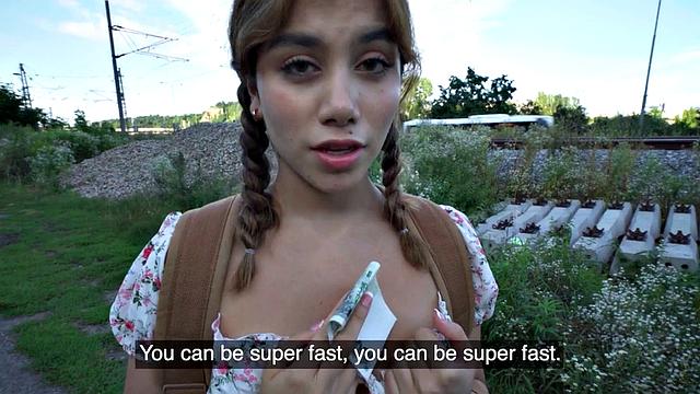 Ponytail amateur throating in outdoor POV fuck