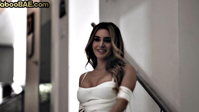 Stepdaughter in hard threeway with two huge dicks