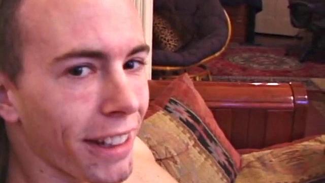 Straight Guy Carson Beats Off