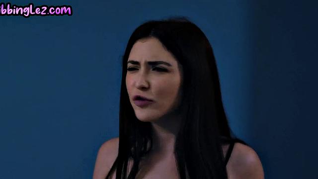 Perverted nympho bitches love scissoring wet cunts