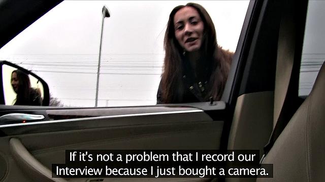 Russian cutie gets her trimmed pussy pounded in the car