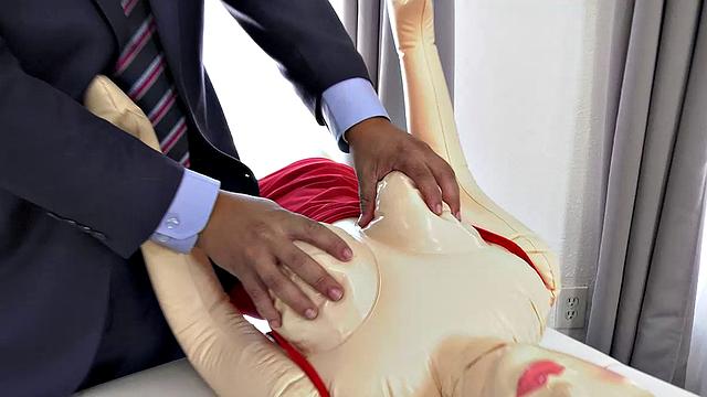 Blonde Big Tits MILF Jordan Maxx Tries Wife Swap With Charles Dera and Cucks her Husband