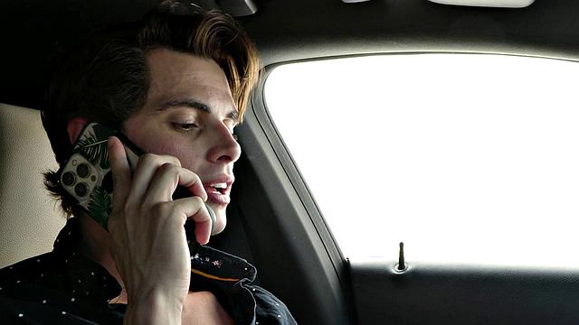 Food Delivering Twink Dicked Down By Stud - Trevor Brooks, Ben Masters - NextDoorRaw