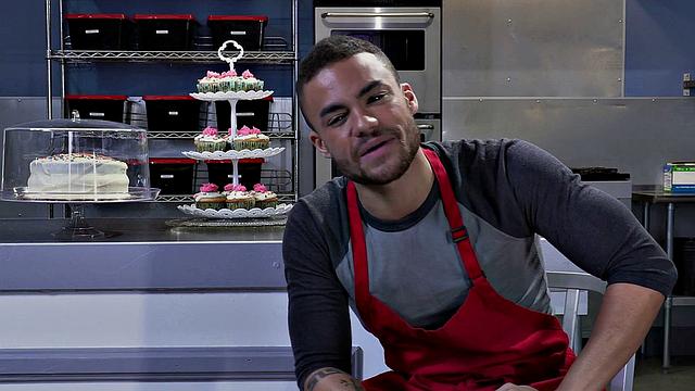 RagingStallion - Hunk Cake Maker Railed By BBC