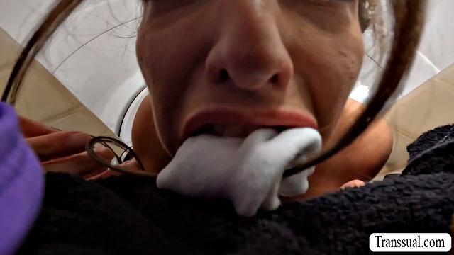 Fucking my friends stepsis while we do yoga