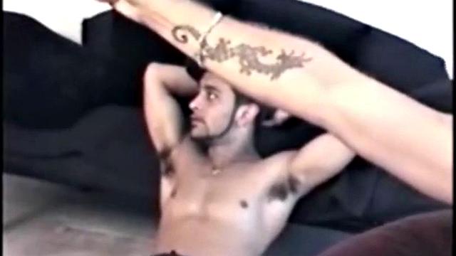 2 Straight Guys Beat Off