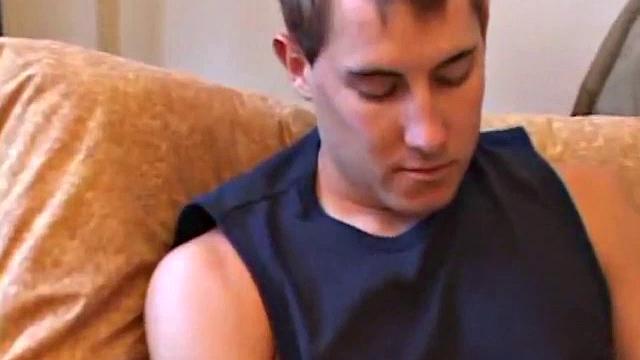 Kiefer Foxx Gets Handjob