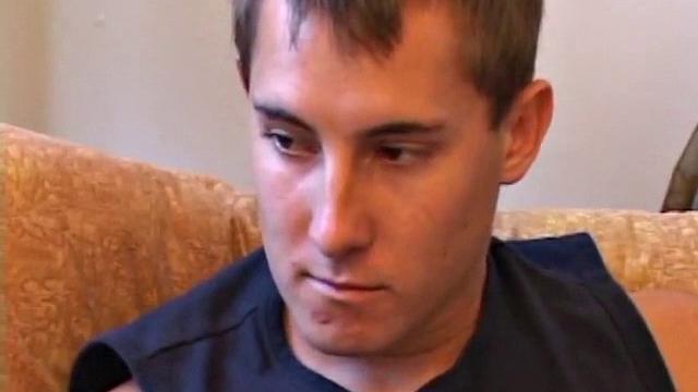 Kiefer Foxx Gets Handjob